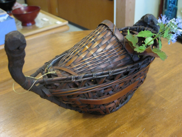 【舟型水盤型花篭（京都）】の画像